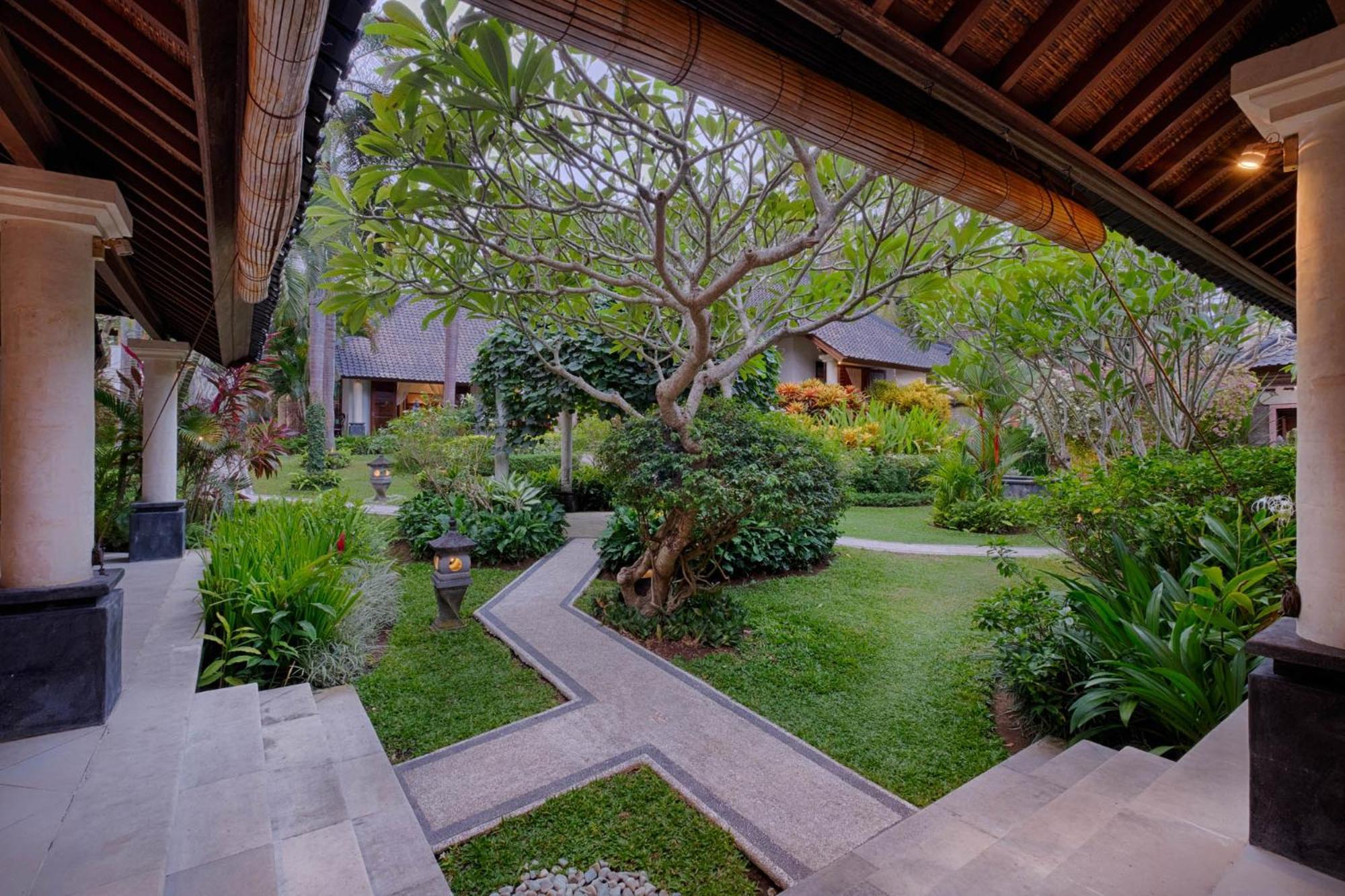 Kutus Kutus Saba Beach Villa Yogyakarta Exteriér fotografie