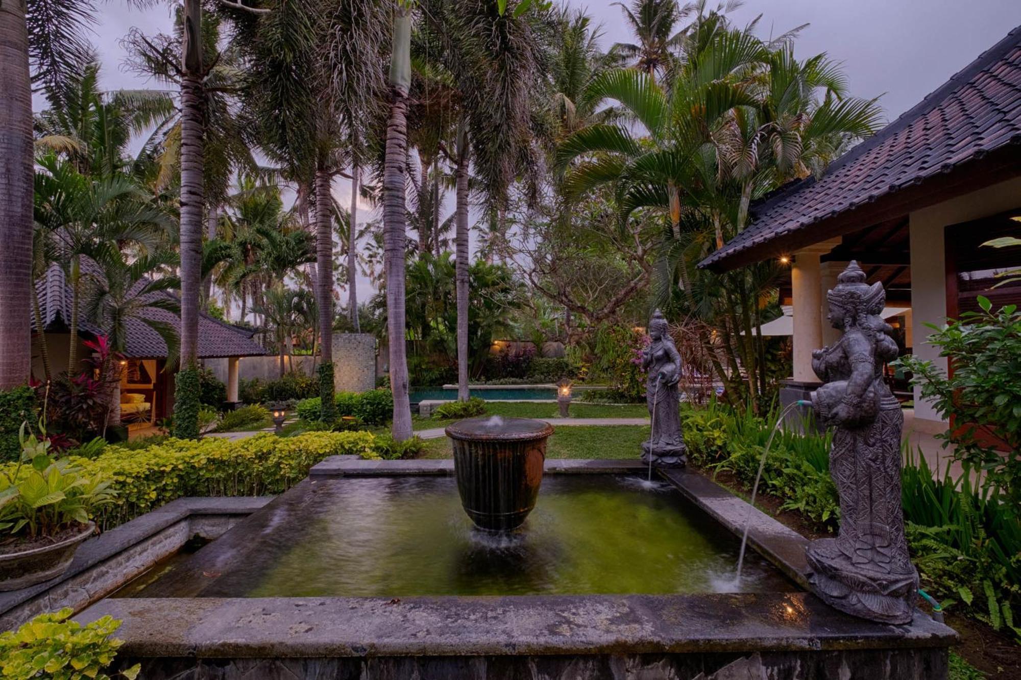 Kutus Kutus Saba Beach Villa Yogyakarta Exteriér fotografie