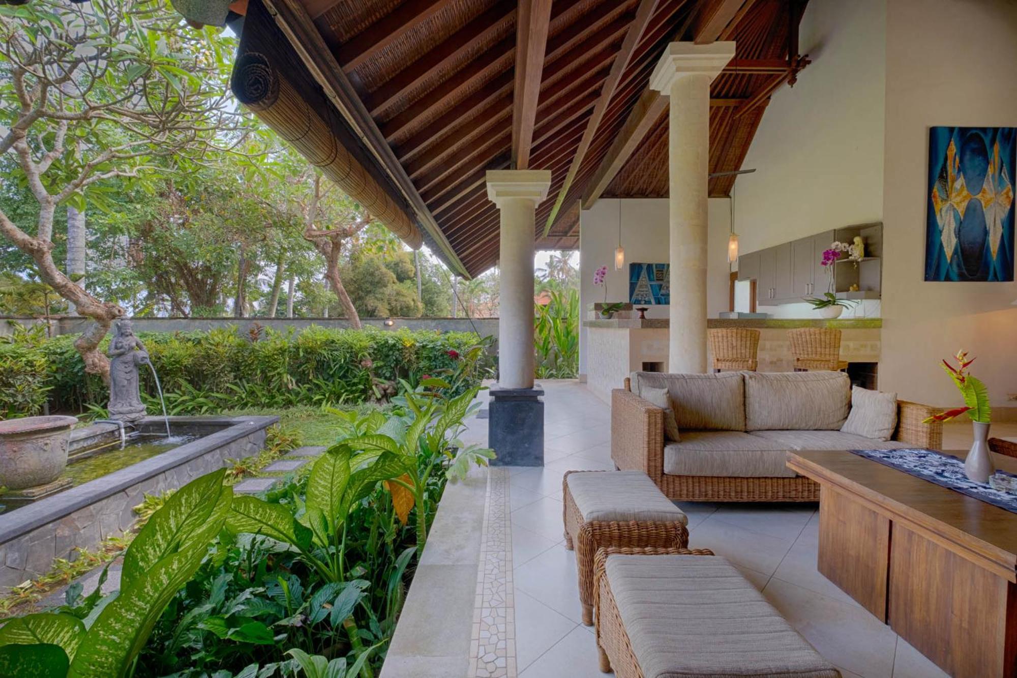 Kutus Kutus Saba Beach Villa Yogyakarta Exteriér fotografie